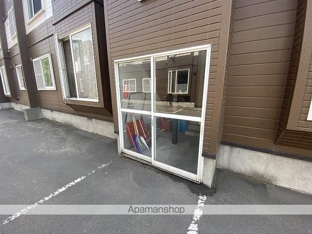 PLAZA IN 花川 A棟の玄関写真