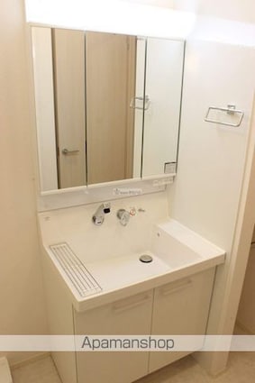 フレッチェ・ボスコⅡ（２）[1R/32.62m2]の洗面所