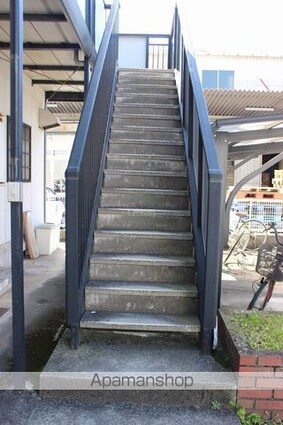 マノワール永峯[2DK/40.92m2]のエントランス2
