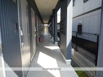 滋賀県大津市北大路１丁目[1R/25.67m2]のエントランス