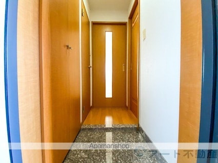 フェニックス西堀端[1LDK/31.85m2]の玄関
