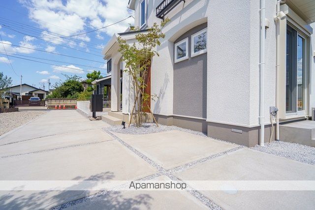 さいたま市見沼区 2階建 築2年の周辺写真