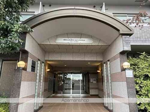 ベレーサ本山の玄関写真