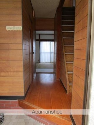 余戸中５丁目和田借家[4DK/57.24m2]の玄関