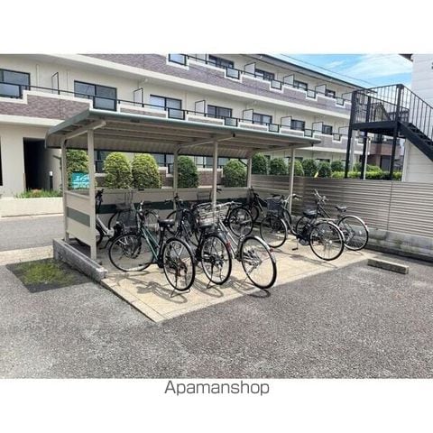 グランドール佐久間の内装写真