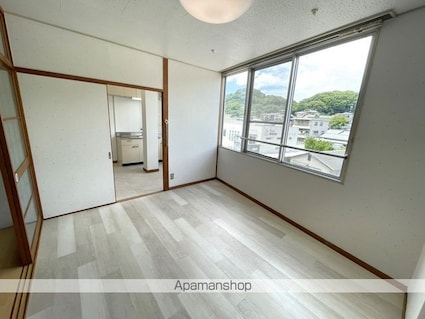 カーサ・クレール[2DK/40m2]のリビング・居間