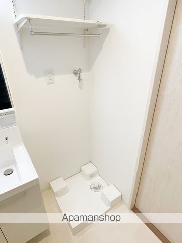 クレセント江坂の内装写真