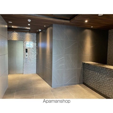 エステムコート北堀江IIの玄関写真