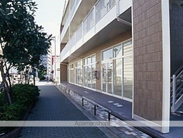 レオパレス上北台の玄関写真