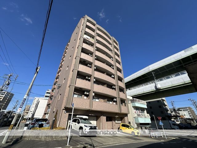 アゲート 白壁の外観写真