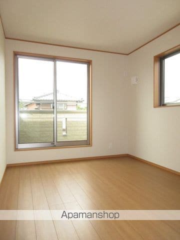 三重7丁目戸建の内装写真
