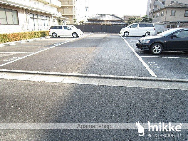 ロイヤルコーポ中川のその他写真