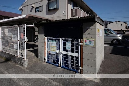 サン・ハローＢ・Ｄ・Ｆ・Ｈ棟[3DK/54m2]の共用部2