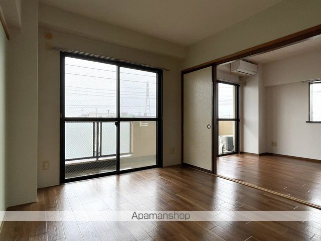 北川原ロビストの内装写真