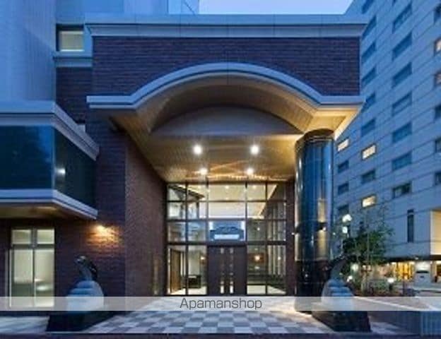 ロイヤルコンフォート渡辺通252の玄関写真