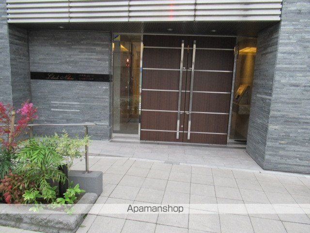 東京都中野区中野５丁目[1LDK/40.12m2]のエントランス