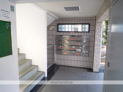 東京都中野区白鷺２丁目[3LDK/57m2]の共用部4