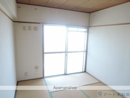 友岡マンション[2LDK/58.32m2]の共用部4