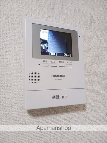 ユイナスの内装写真