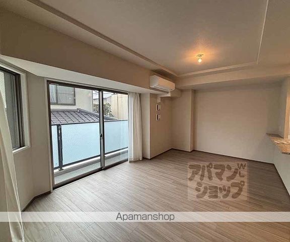 パラドール御所西グランデの内装写真