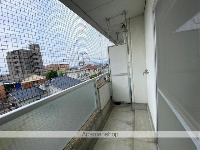 イヨクママンションの内装写真
