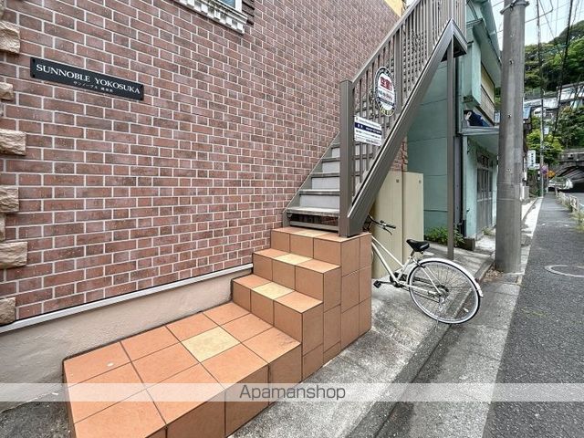 サンノーブル横須賀の玄関写真