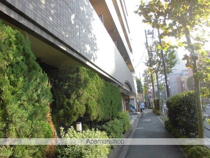 メゾン・ド・ヴィレ高円寺[1K/25.2m2]の外観3