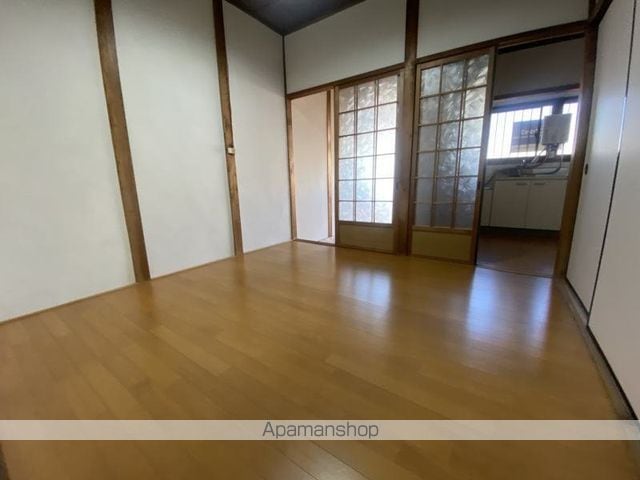 篠本貸家の内装写真