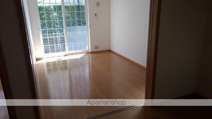 メゾン　ド　グラシュー[2DK/44.67m2]のリビング・居間