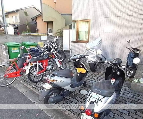 キャニオンテラスIIIの外観写真