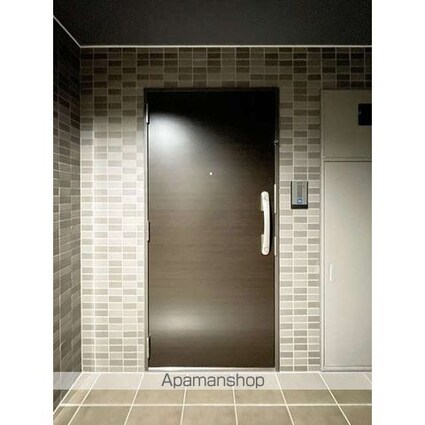 アルファコート東あずま[1LDK/43.85m2]の玄関