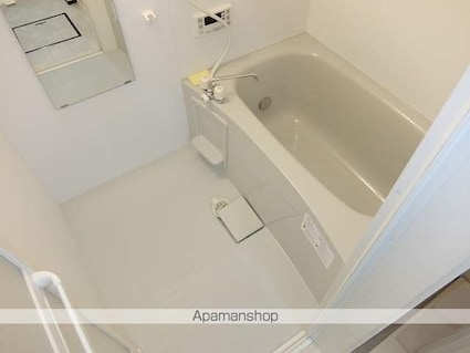 イン　ビッグ　松原ＩＩ[1K/28.24m2]のバス