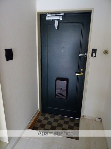 ホワイトキャッスル南小泉ビレジB棟の内装写真