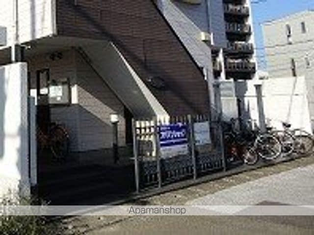 高知県高知市伊勢崎町[1K/19.8m2]のエントランス1