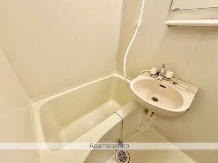 レオパレスレスポワール[1K/23.18m2]のバス