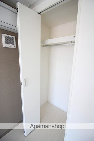 G EASTの内装写真