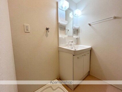 ウエストビレッジ　Ⅱ[1LDK/50.55m2]の洗面所