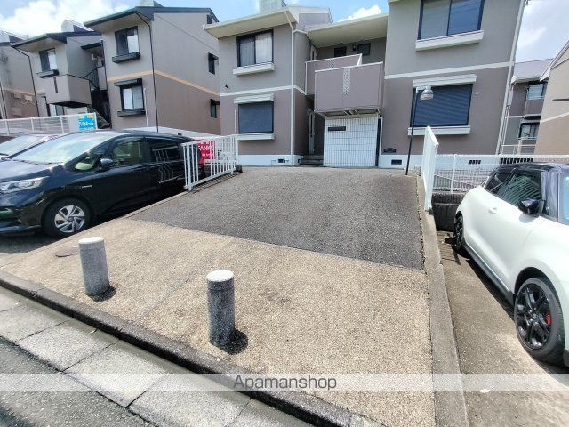 セジュール左京Cの玄関写真