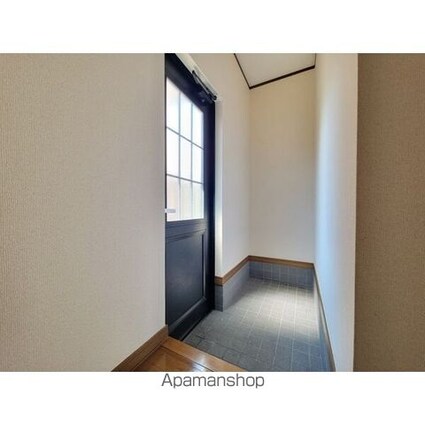 エトワールあすか　Ａ棟[2DK/53m2]の玄関