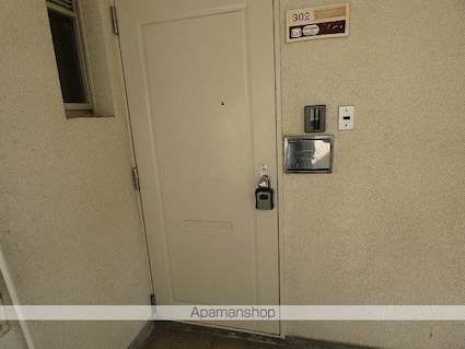 本郷ハイツ[3DK/57.75m2]のエントランス