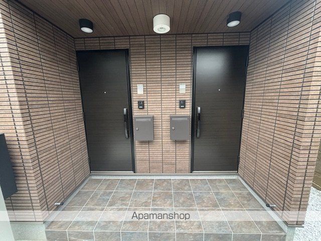 HALELEAの玄関写真