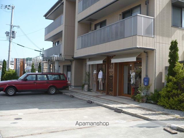 パークハイム弐番館 A棟の外観写真