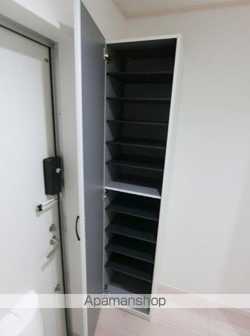 ブリティッシュ・ヒルズR1横浜三ツ沢の内装写真