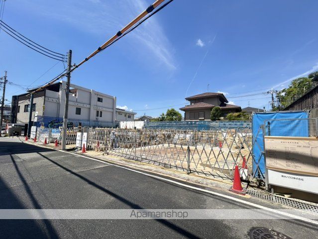 ジェイエイチエスプレミア学園前