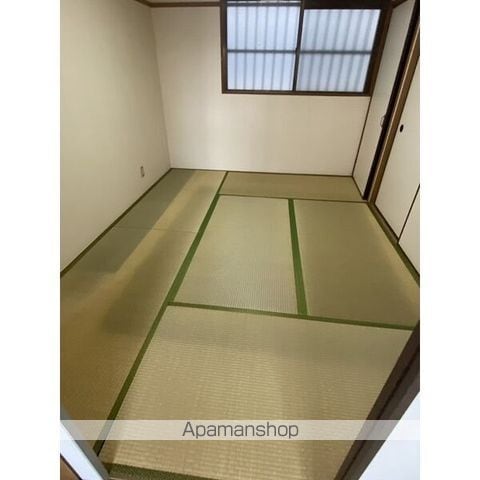 ロータリービルド南花田の内装写真