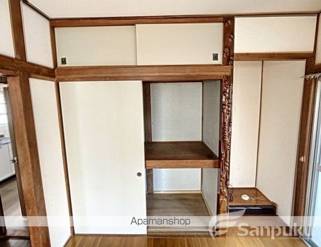 ひばりヶ丘尾崎一戸建の内装写真