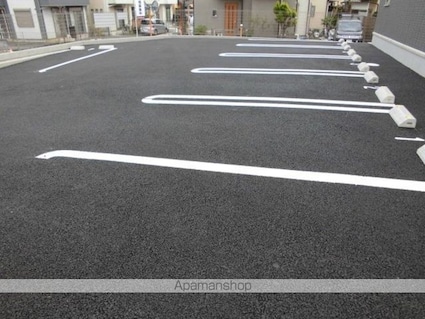 セプタンブル[2LDK/59.58m2]の駐車場