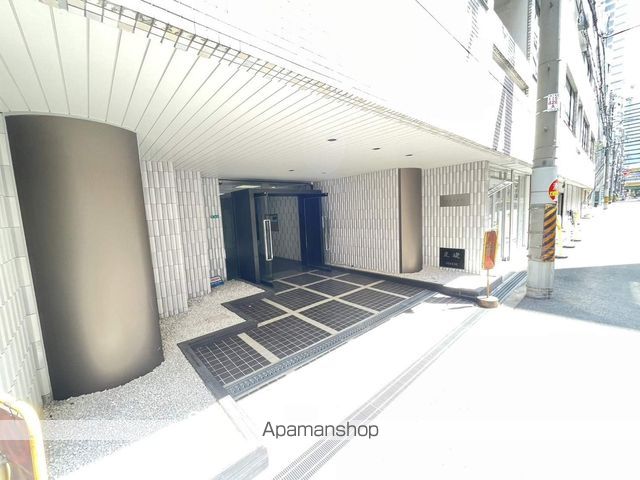 エルブ新大阪の玄関写真