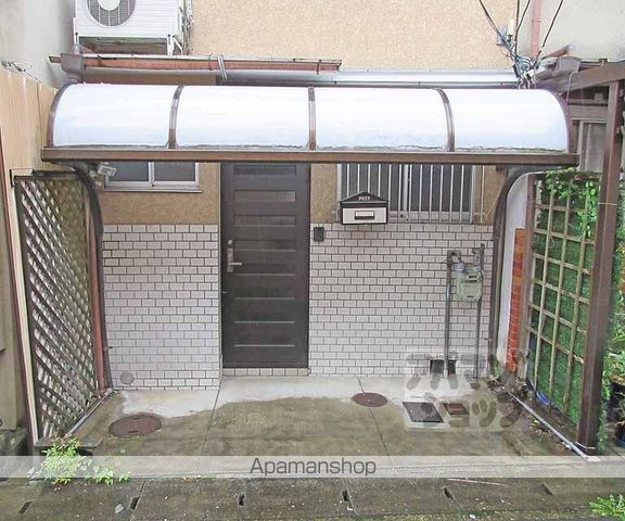 北花山市田町テラスハウスの玄関写真