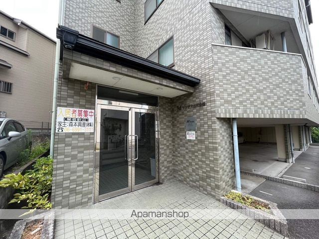 Mプラザ大住弐番館の玄関写真